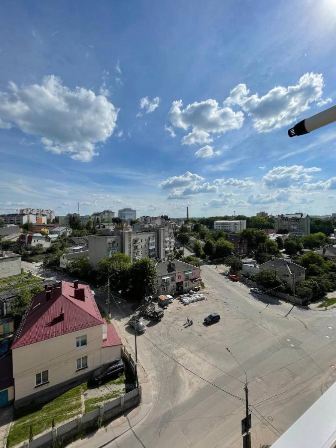 Новая Чистая N2 Квартира 5 Мин От Центра Ternopil Luaran gambar