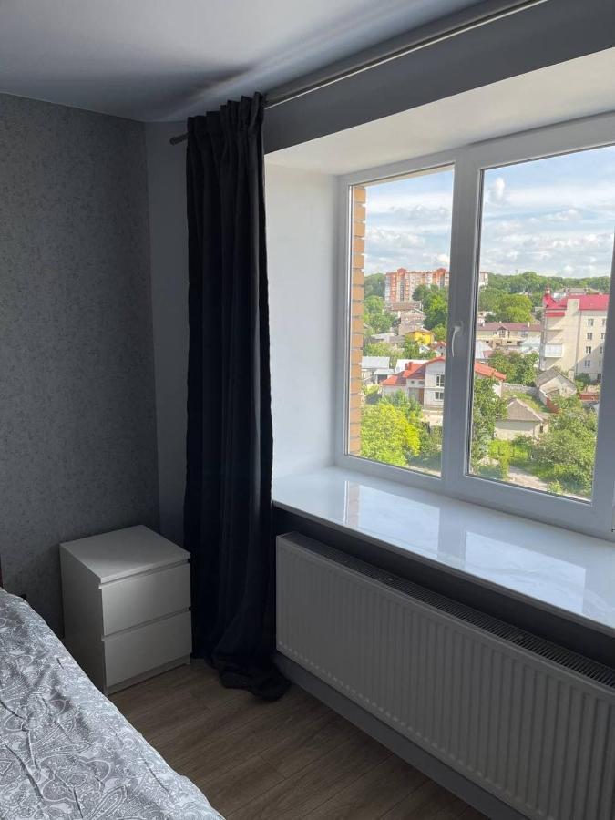 Новая Чистая N2 Квартира 5 Мин От Центра Ternopil Luaran gambar